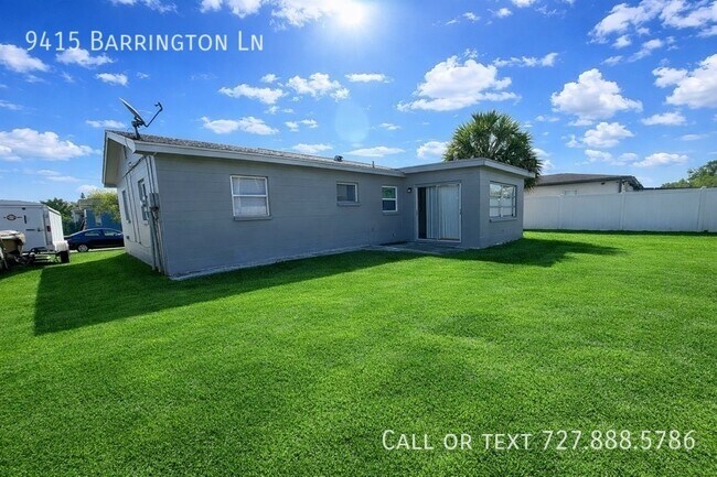 Foto del edificio - 9415 Barrington Ln