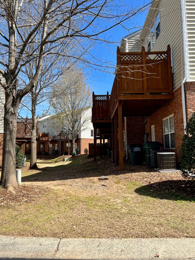 Building Photo - 5554 Werburgh St