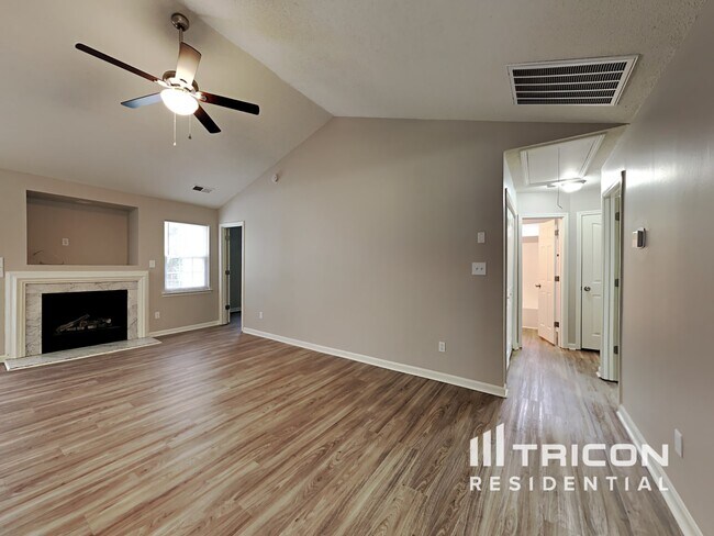 Foto del edificio - 11841 Winter Pine Lane Charlotte NC