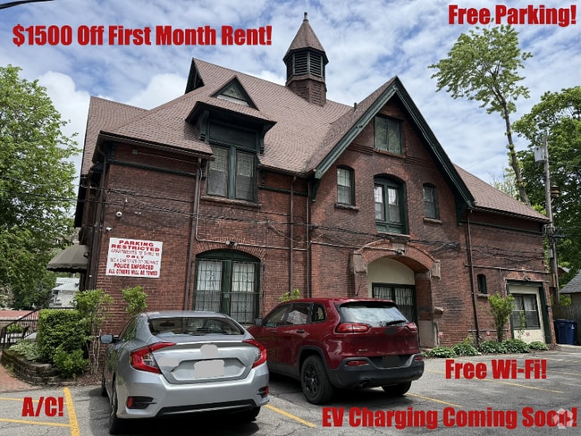 Building Photo - 871 Delaware Ave