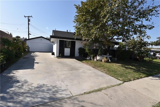 Foto del edificio - 7301 Braeburn St