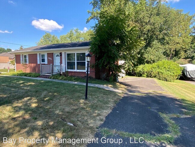 Foto del edificio - 3 br, 2 bath House - 1551 Emmorton Rd