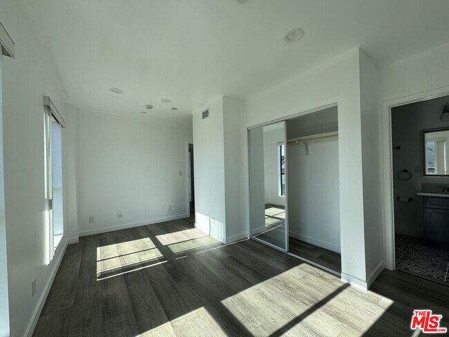 Foto del edificio - 1330 Arapahoe St