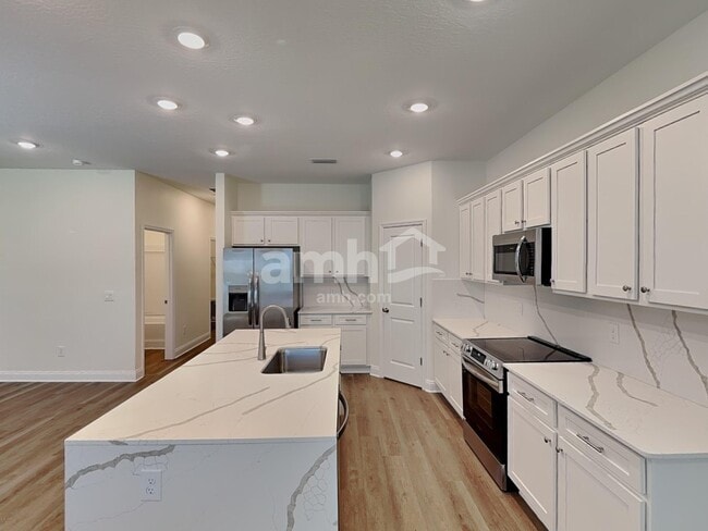 Building Photo - 960 Grafton Ridge Dr
