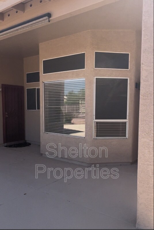 Foto del edificio - 19231 N Coyote Lakes Pkwy