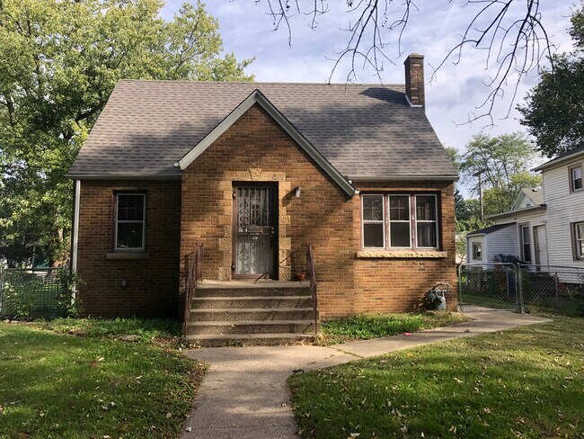 Foto del edificio - 568 S Osborn Ave