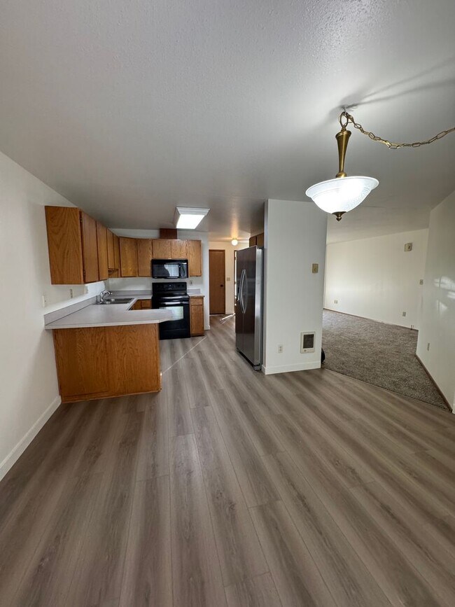 Foto del edificio - 1018 Holbrook Ct