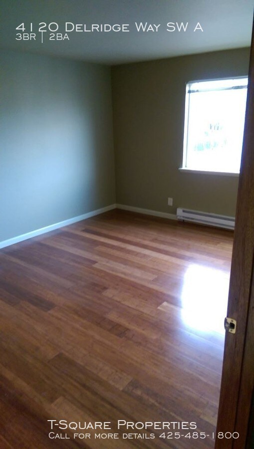 Building Photo - 4408 Delridge Way SW