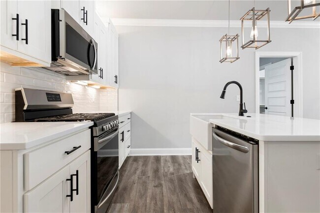 Foto del edificio - 2813 SW Hampshire Ave