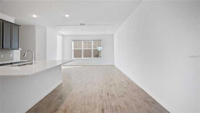 Building Photo - 7387 Mezzano Ln