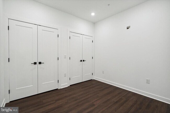 Foto del edificio - 2636 E York St