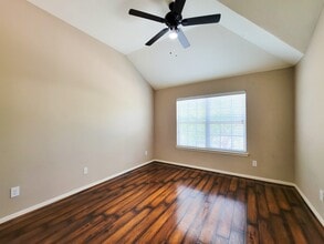 Building Photo - 20931 Flower Croft Ct