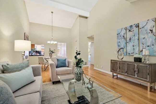 Building Photo - 22762 Majestic Oak Way