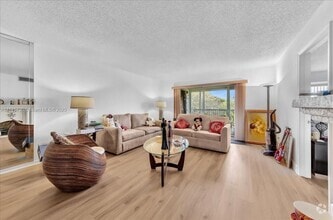 Building Photo - 500 SW 130th Terrace