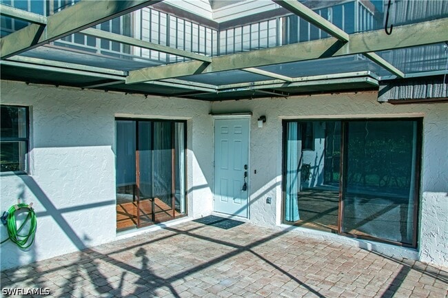 Foto del edificio - 148 Lake Point Ln