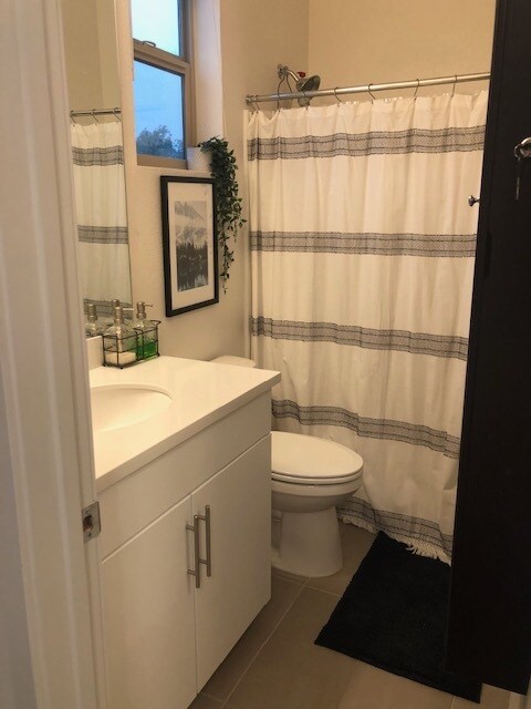 Foto del edificio - 208 Log Pond Ln