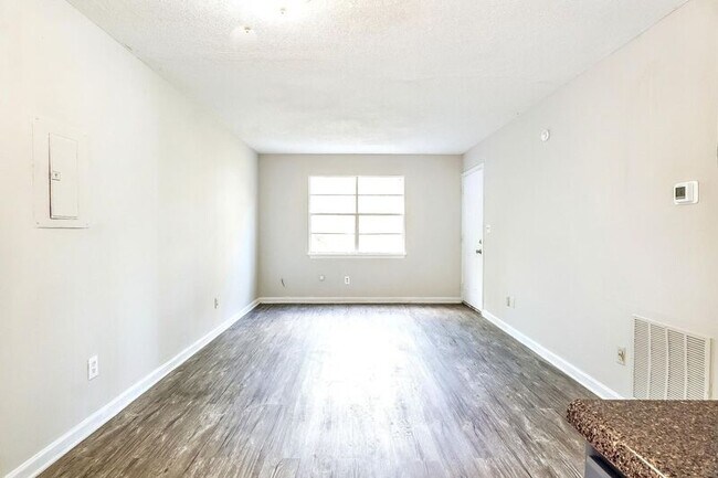 Foto del edificio - 1112 4th Ave W