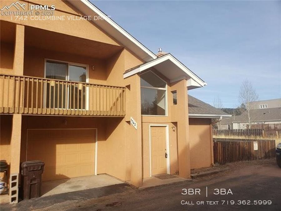 Primary Photo - Conveniently located Townhome