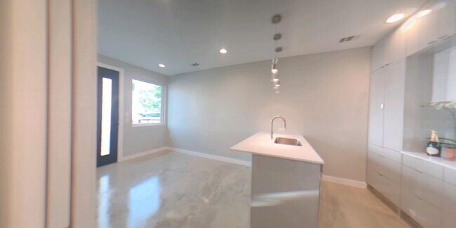 Foto del edificio - 2108 Tillery St