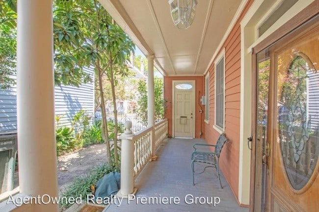 Building Photo - 4 br, 2.5 bath House - 5 Judith Street