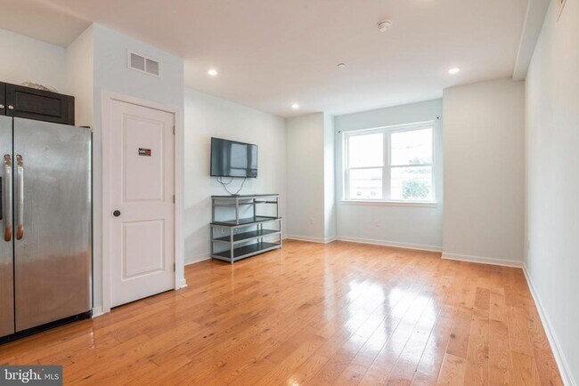 Foto del edificio - 1517 W Seybert St