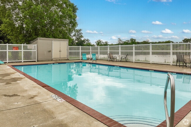 Pool - Bogart Landing