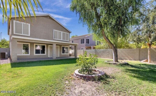 Building Photo - 11817 N 148th Ave