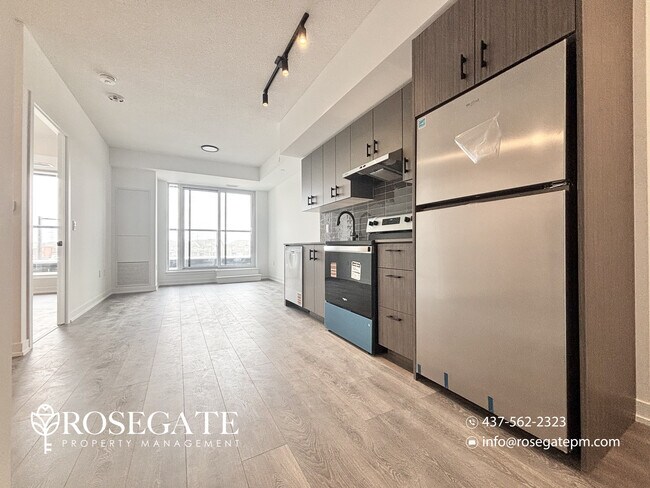 Building Photo - Modern 1+Den Condo with Balcony, Parking & Locker – Internet Included – Pet Friendly – Burlington