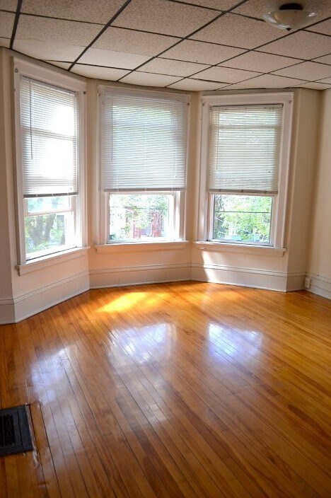 Foto del edificio - 1037 Jenifer St