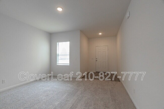 Foto del edificio - 7451 Cheetah Pass