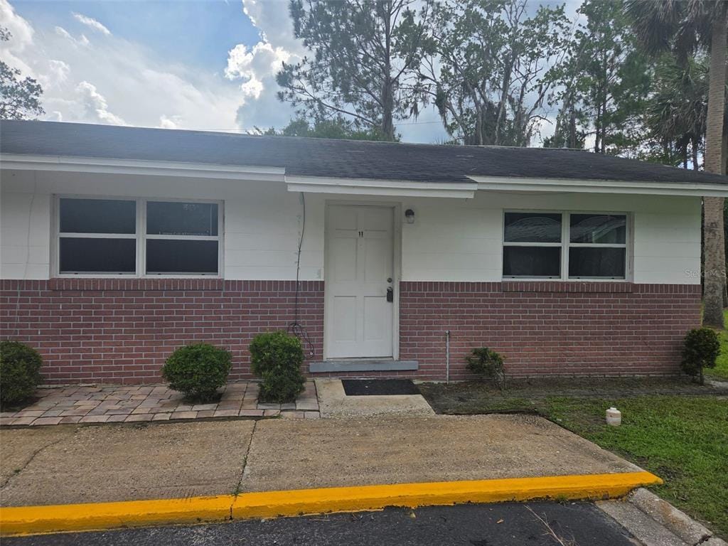 Primary Photo - 401 Hibiscus Ave
