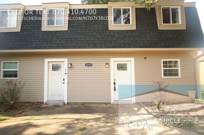 Building Photo - Beautifuly renovated 2 bed / 1.5 bath dupl...
