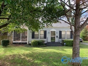 Building Photo - 608 SE California St