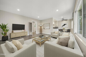 Building Photo - 580 N Los Robles Ave