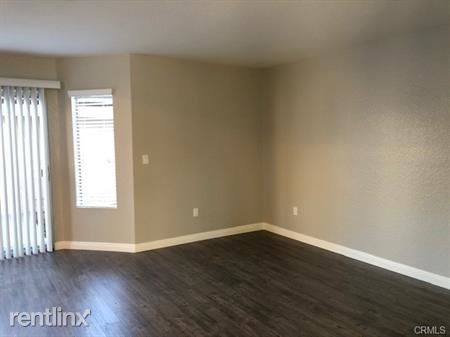 Foto del edificio - 3 br, 2 bath House - 236 Greenmoor # 105