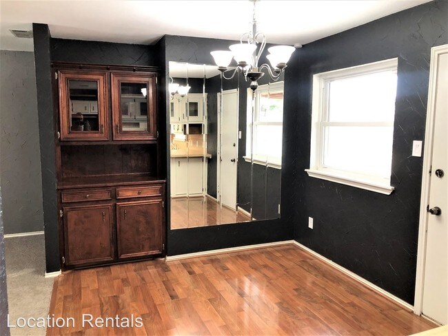 Foto del edificio - 3 br, 2 bath House - 319 E 15th Street
