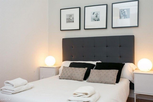 Building Photo - 2 br, 3 bath Condo - 77 E Walton St Unit 26D