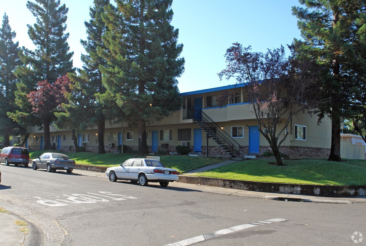 Foto del edificio - Estates