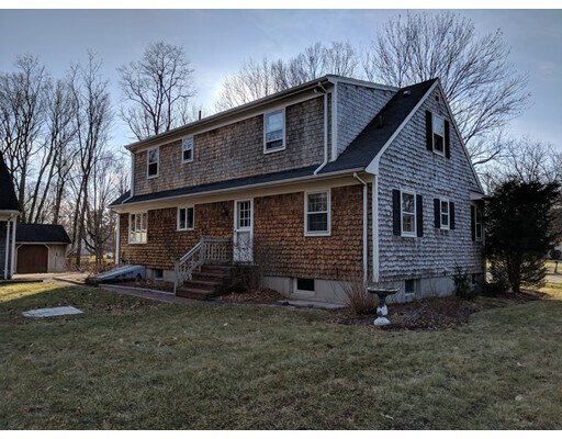 Building Photo - 368 Old Post Rd