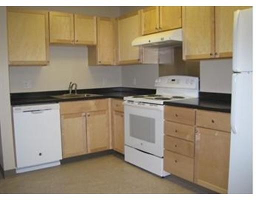 Foto del edificio - 275 W Main St