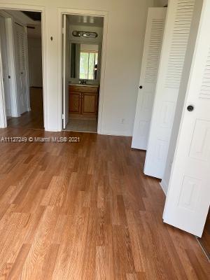 Foto del edificio - 850 SW 133rd Terrace