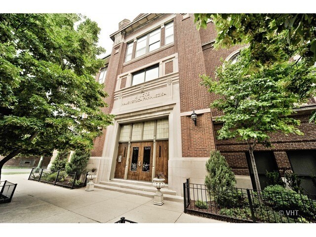 Building Photo - 2258 W Huron St