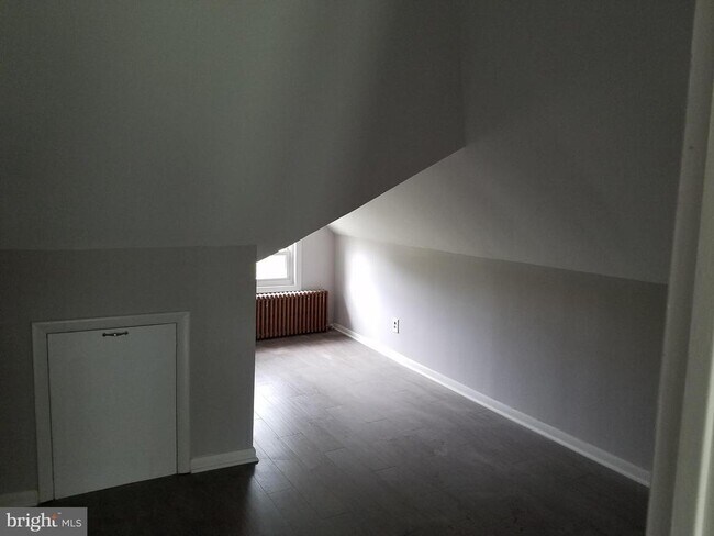 Building Photo - 165 W White Horse Pike