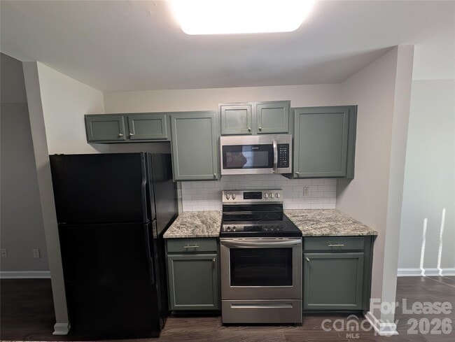 Foto del edificio - 2831 Mayfair Ave