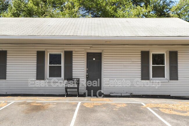 Building Photo - 13628 Pennsylvania Ave