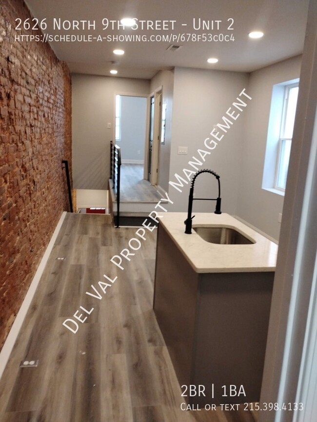 Building Photo - ? Stylish & Spacious 2-Bedroom with Stunni...