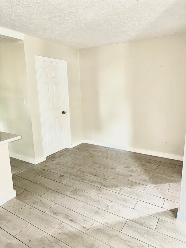 Foto del edificio - 3718 Moore St