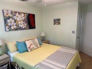 Foto del edificio - 2911 Seidenberg Ave