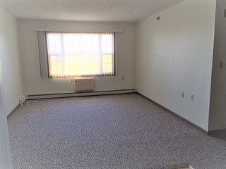 Building Photo - 840 Weinert St