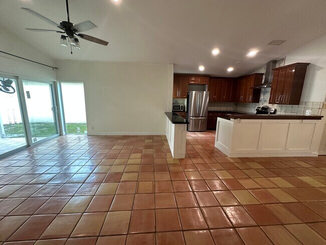 Foto del edificio - 17253 NW 6th Ct